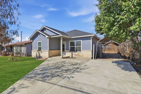 2943 Ruiz San Antonio TX 78228