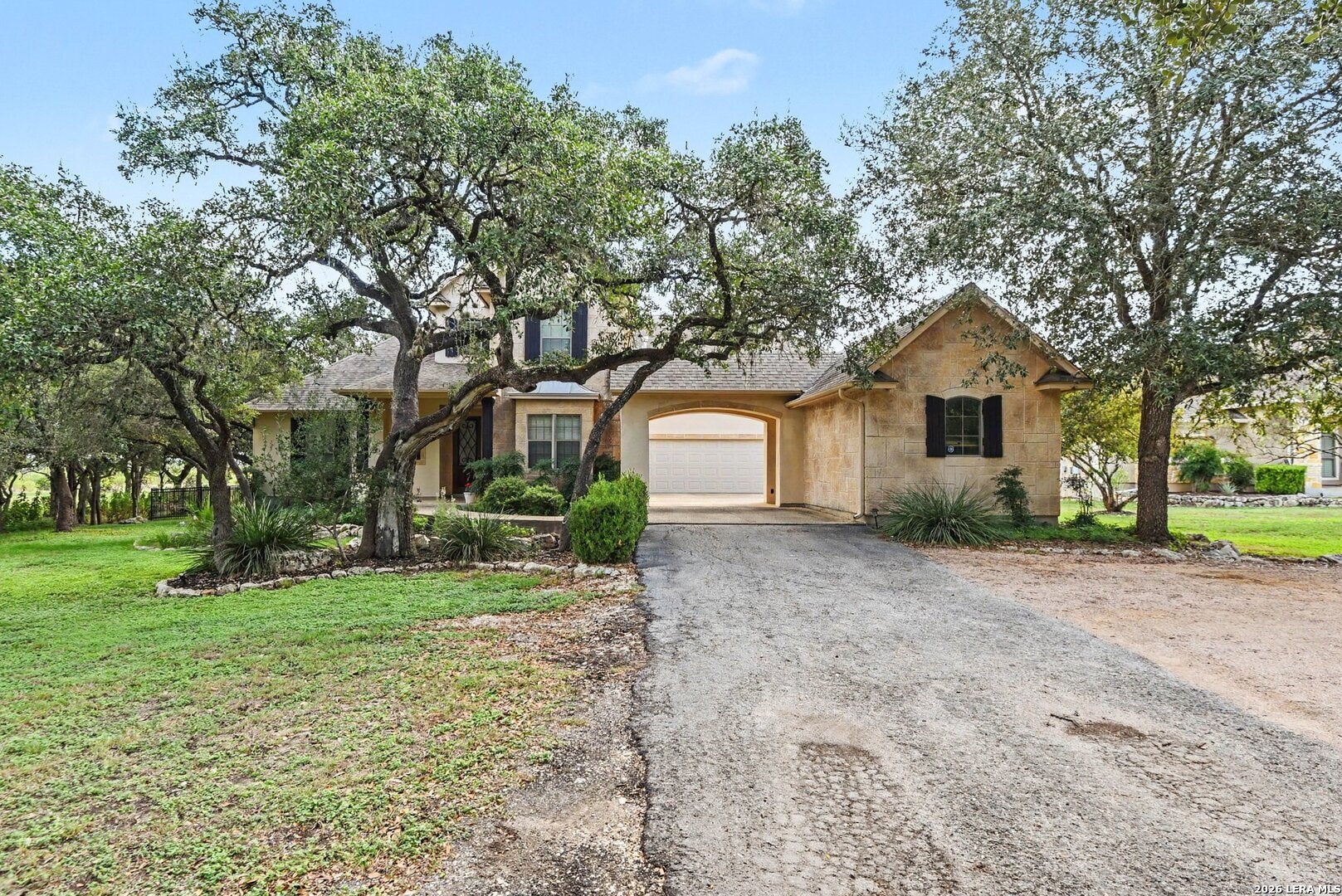 499 RIVER WAY