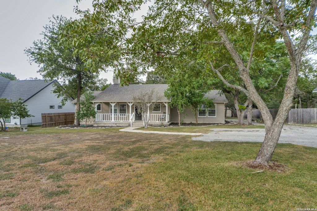 Photo of 135 Woodland, Boerne, TX 78006 (MLS # 2013052)
