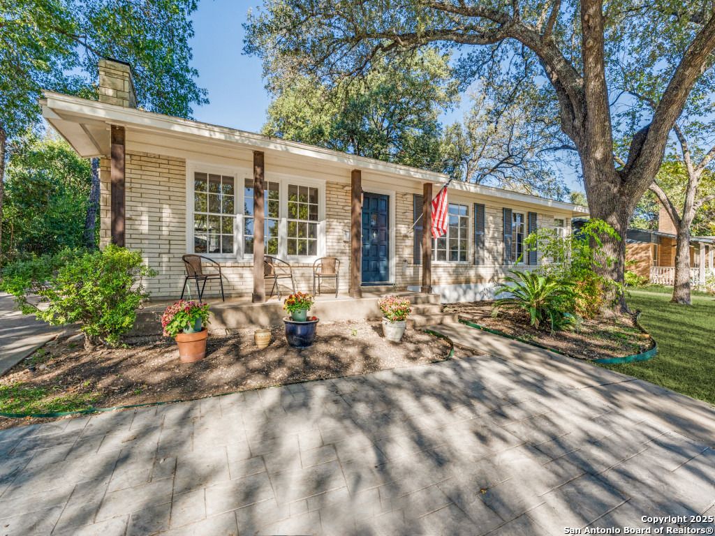 Photo of 1237 wiltshire, Terrell Hills, TX 78209 (MLS # 1922863)