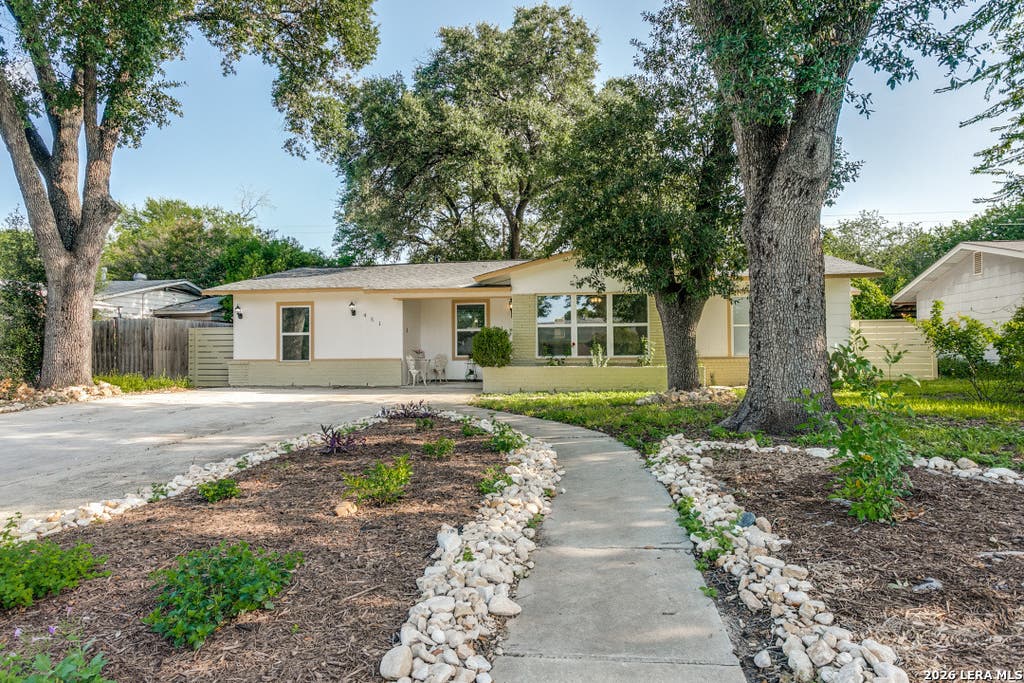 Photo of 451 Hialeah Ave, San Antonio, TX 78218 (MLS # 2003263)