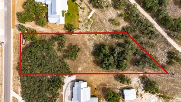 928 ANNABELLE AVE, BULVERDE, TX 78163 - Image b03430ef3f8d62597cfe1c2a3c02e7ae/3467861542