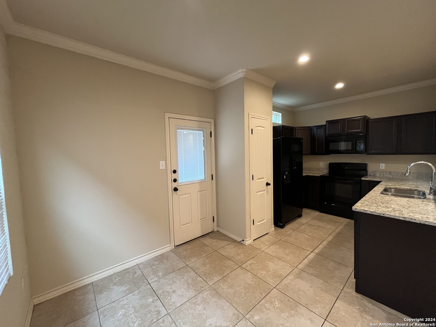 6607 Mia Way