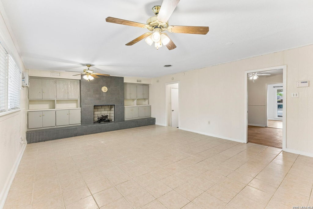 Photo of 342 MAPLEWOOD LN, San Antonio, TX 78216 (MLS # 1973019)