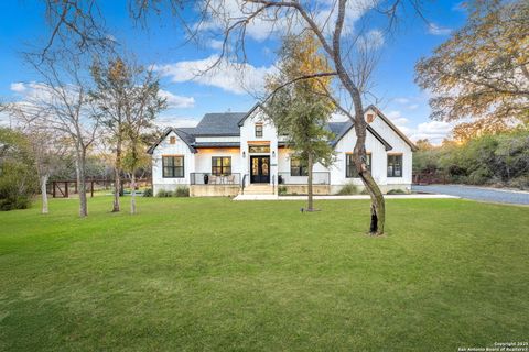 A home in Helotes