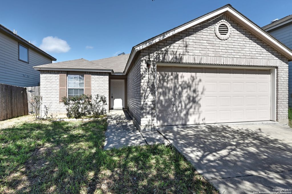 Photo of 943 CORMORANT, San Antonio, TX 78245 (MLS # 1913749)
