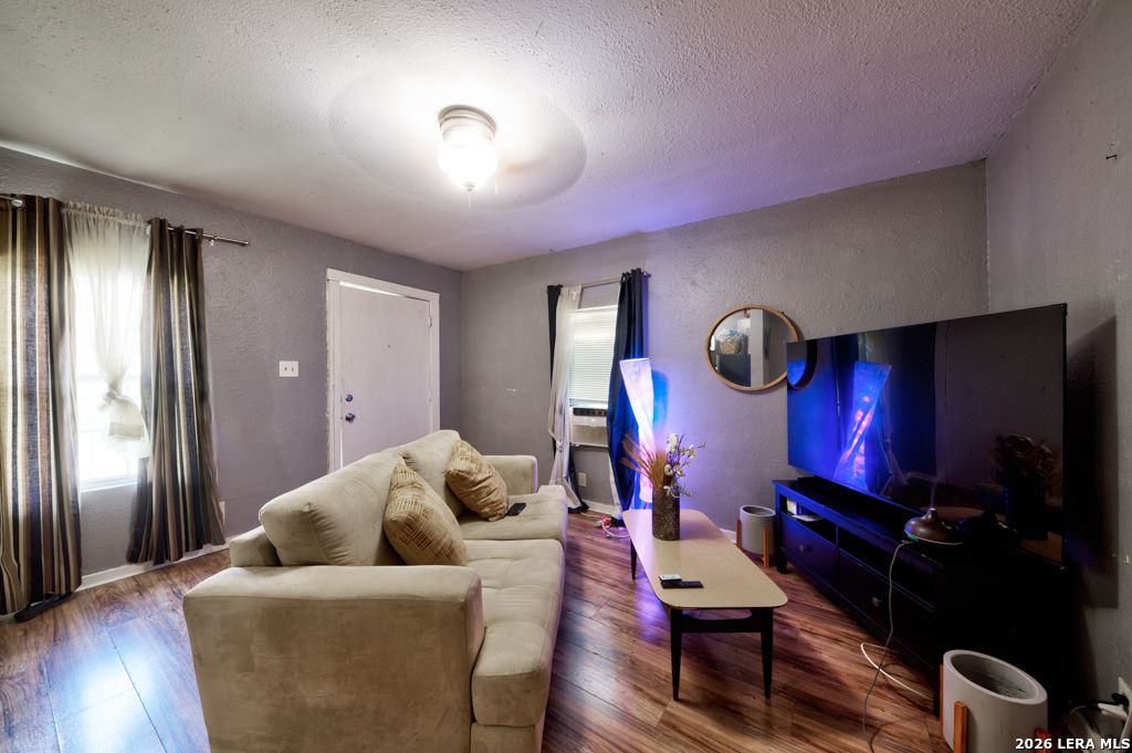 Photo of 502 -504 Shannon Ave., Seguin, TX 78155 (MLS # 1992173)