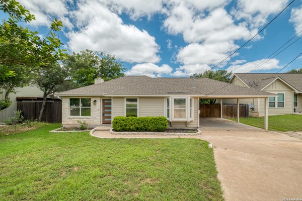 10114 THOMAS LN, DRIPPING SPRINGS, TX 78620 - Image b08ffce8daffb69f6bf4a9b684db5867/222735364