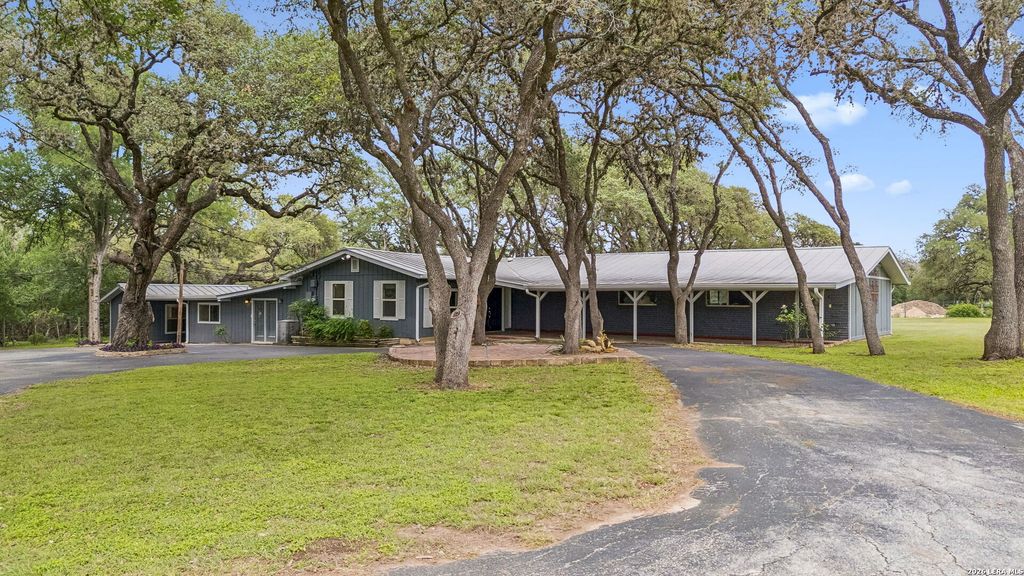 Photo of 24818 HOUSE MOUNTAIN RD, San Antonio, TX 78255 (MLS # 1991861)