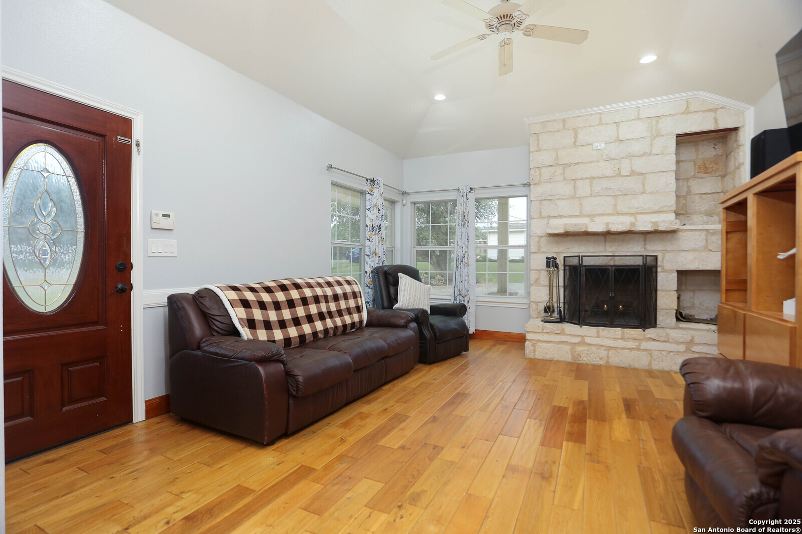 1411 driftwood