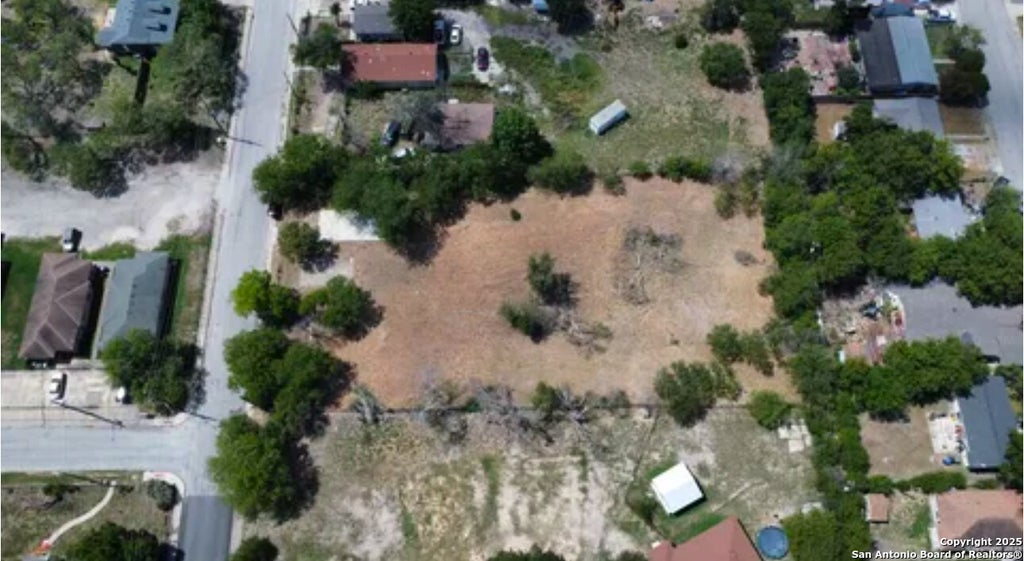 Photo of 249 34th, San Antonio, TX 78237 (MLS # 1859260)