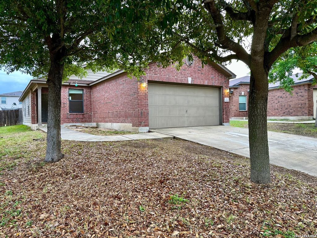Photo of 10222 Fossil Valley, San Antonio, TX 78245 (MLS # 1955368)
