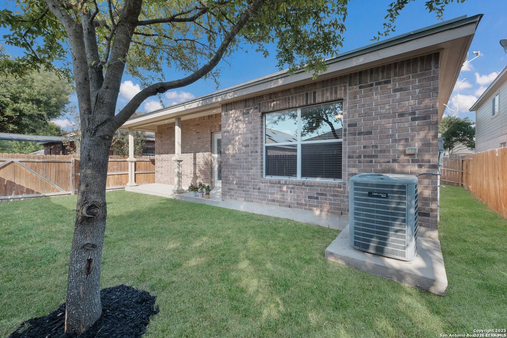 Photo of 10507 Weser, Helotes, TX 78023 (MLS # 1937588)