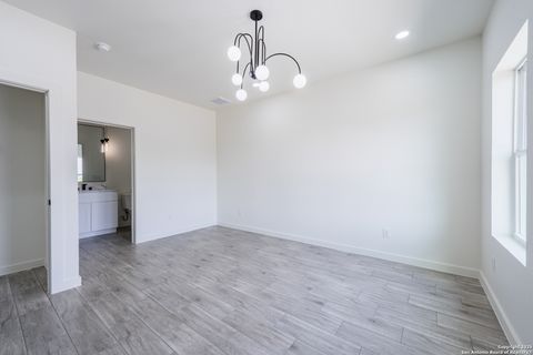 Tiny photo for 122 Ranchero Way, Natalia, TX 78059 (MLS # 1896653)
