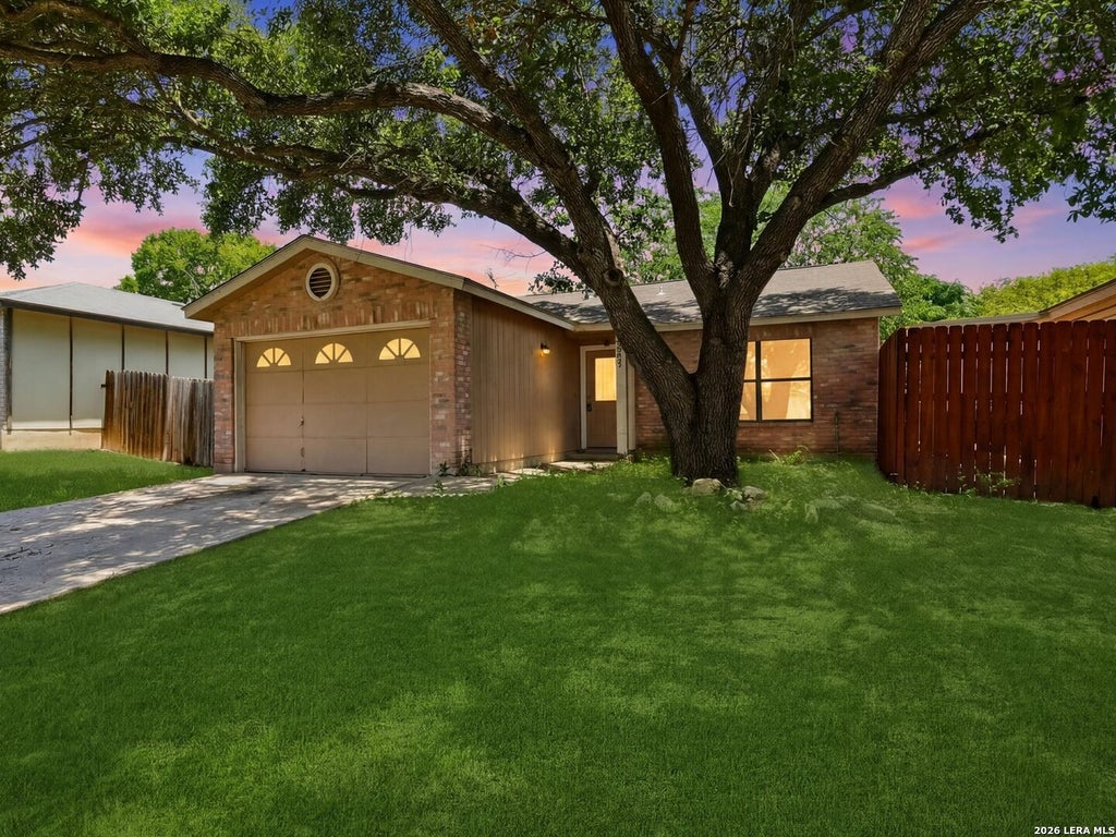 Photo of 6807 CELES MEADOW DR, Converse, TX 78109 (MLS # 1993590)