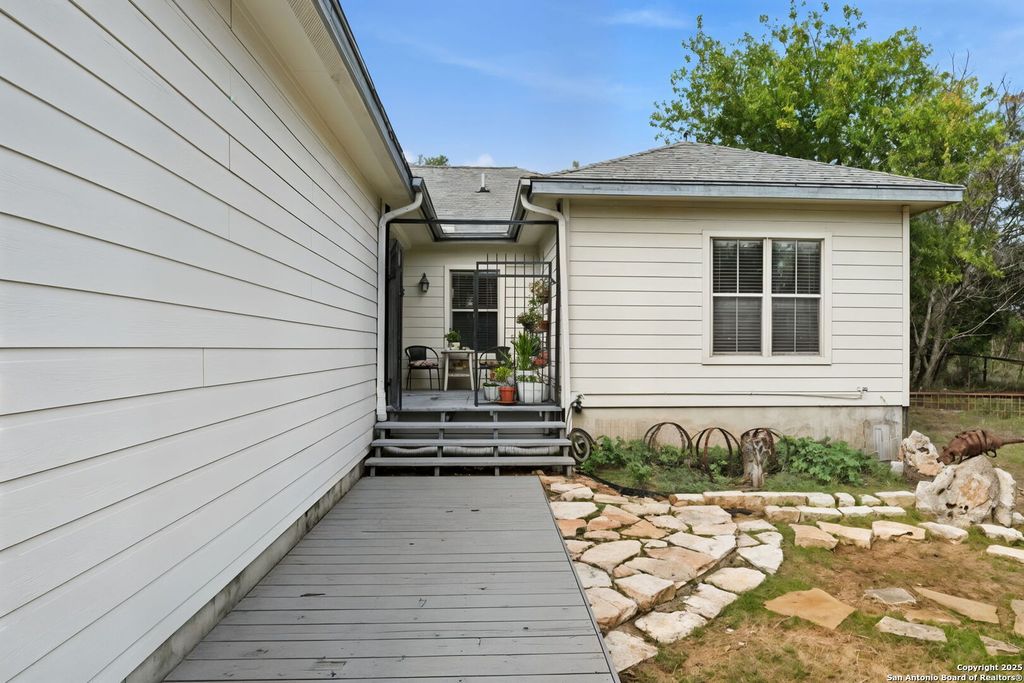 Photo of 3075 Rustler, Canyon Lake, TX 78133 (MLS # 1924780)