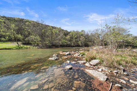 1352 Ponderosa New Braunfels TX 78132