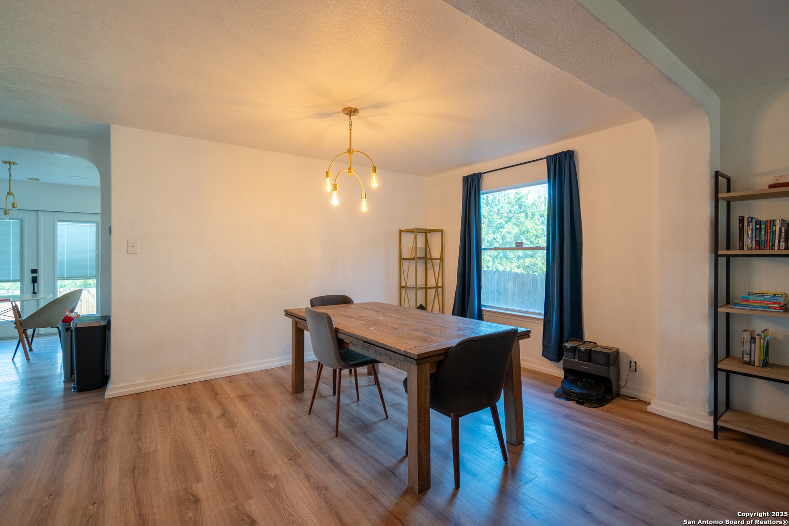 519 Donalan