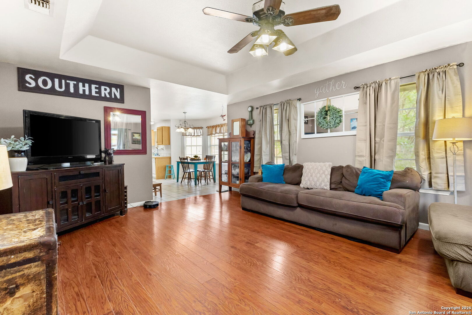 1567 Kimberly Dawn