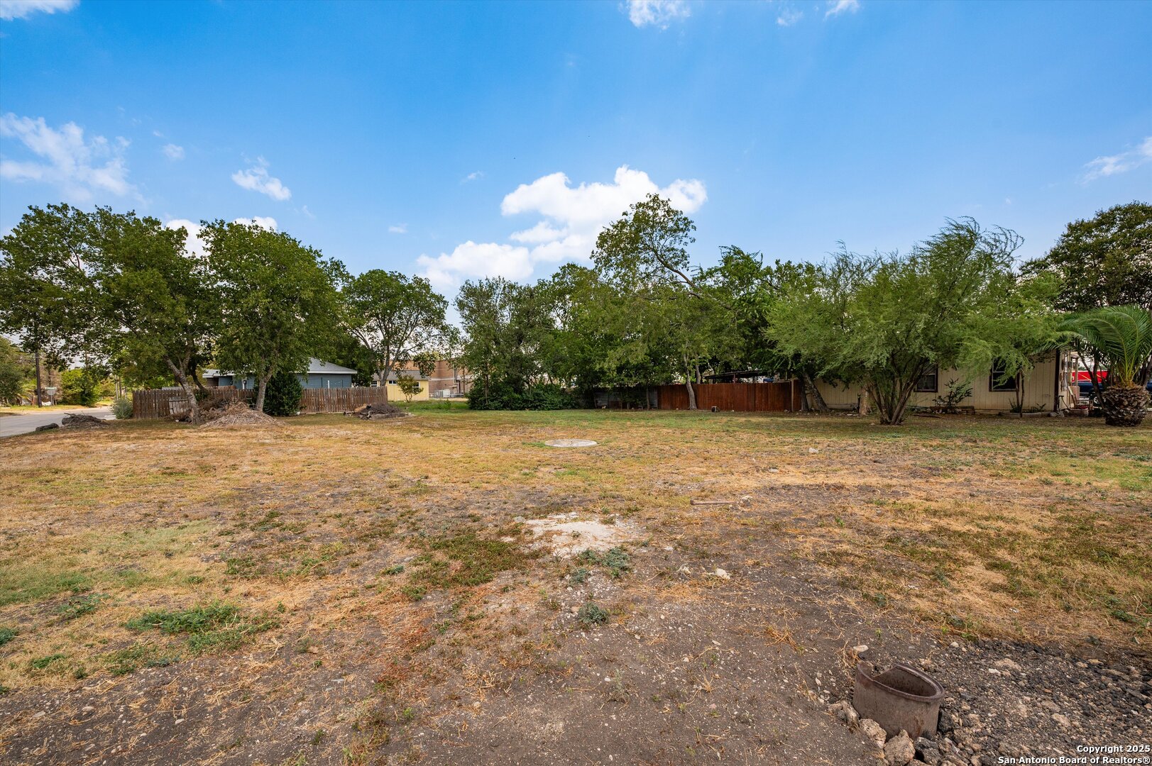 205 W Aviation Blvd