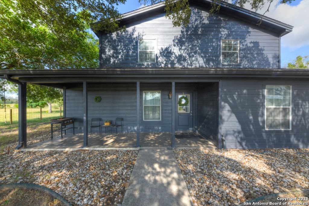 Photo of 1510 Timmermann, Seguin, TX 78155 (MLS # 1922835)