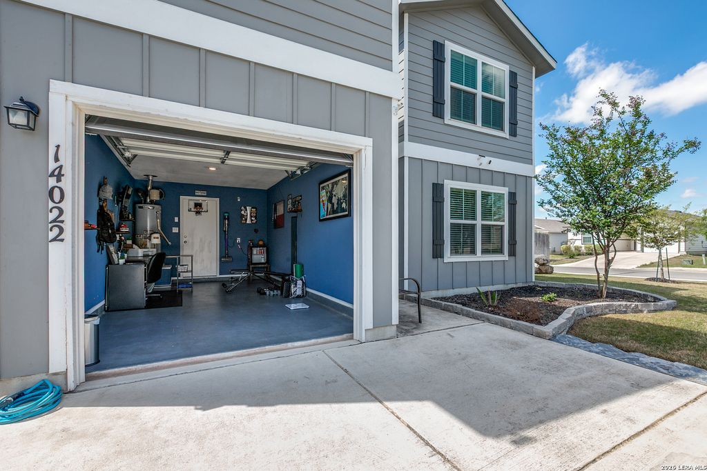 Photo of 14022 Morgan Terrace, San Antonio, TX 78254 (MLS # 1954978)