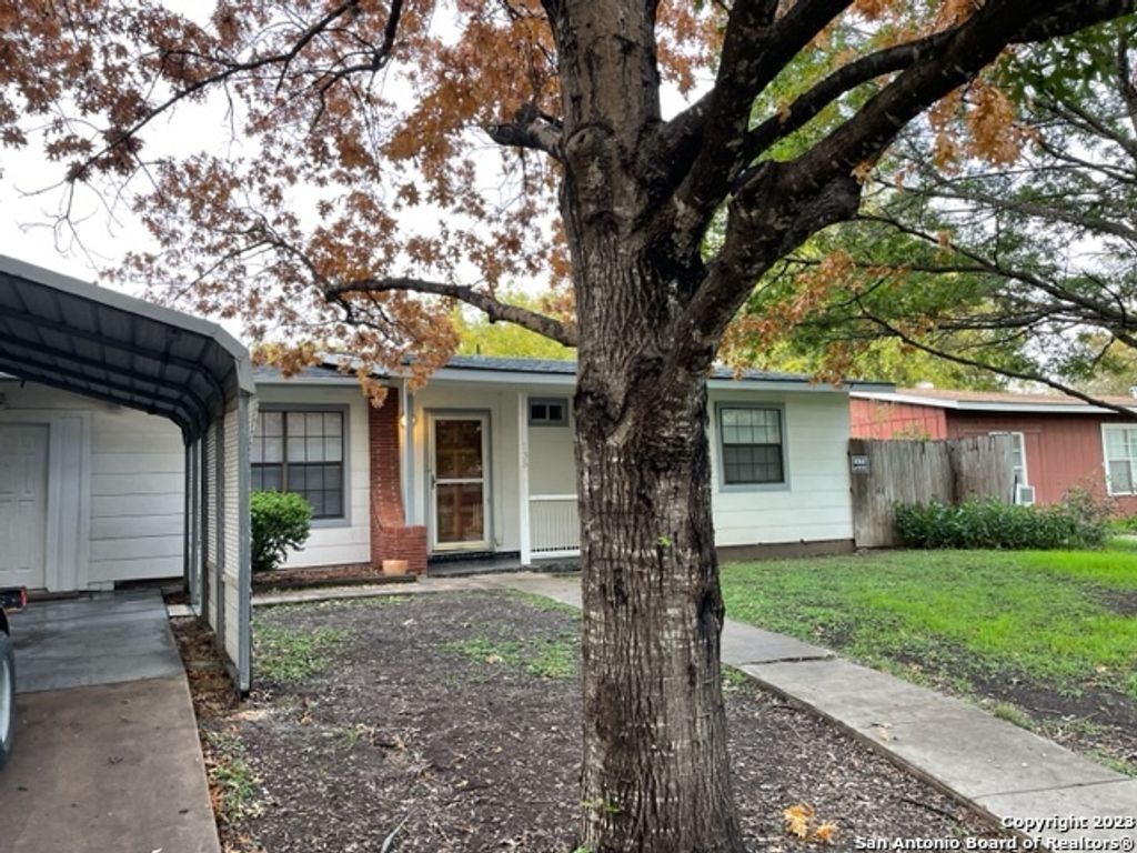 Photo of 135 Newport, San Antonio, TX 78218 (MLS # 1939109)