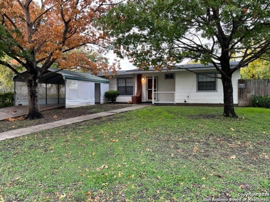 Photo of 135 Newport, San Antonio, TX 78218 (MLS # 1939109)