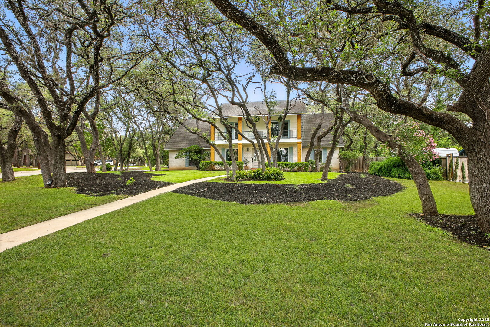 146 Canyon Oaks