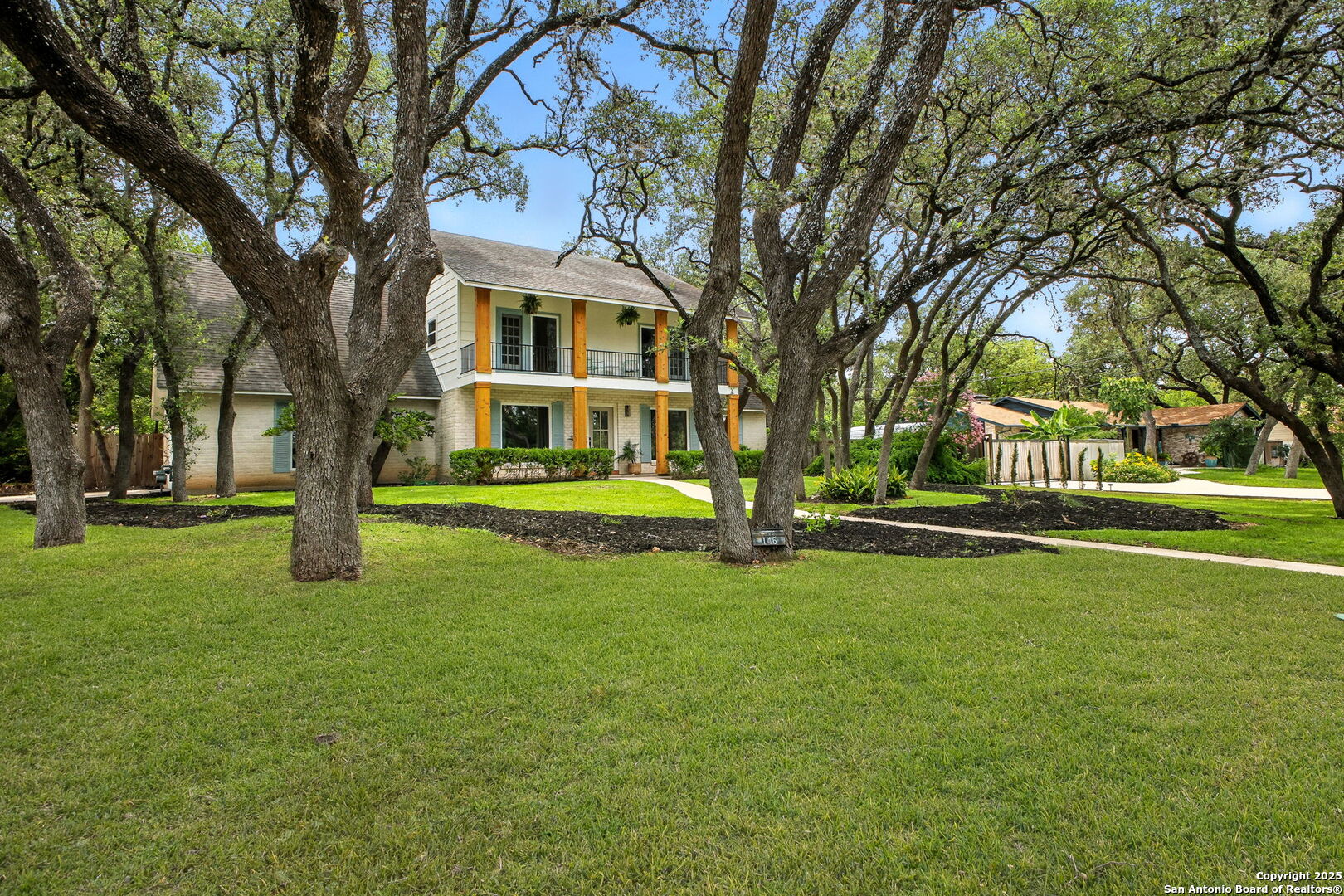 146 Canyon Oaks