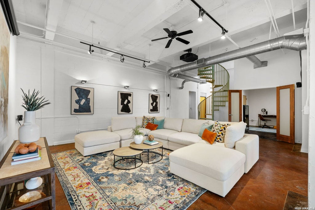 Photo of 1339 S FLORES ST 202 #202, San Antonio, TX 78204 (MLS # 1956122)