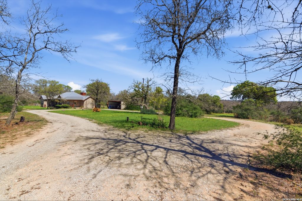 Photo of 155 Guadalupe Ranch, Seguin, TX 78155 (MLS # 1950626)