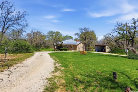 Search 155 Guadalupe Ranch Seguin TX 78155