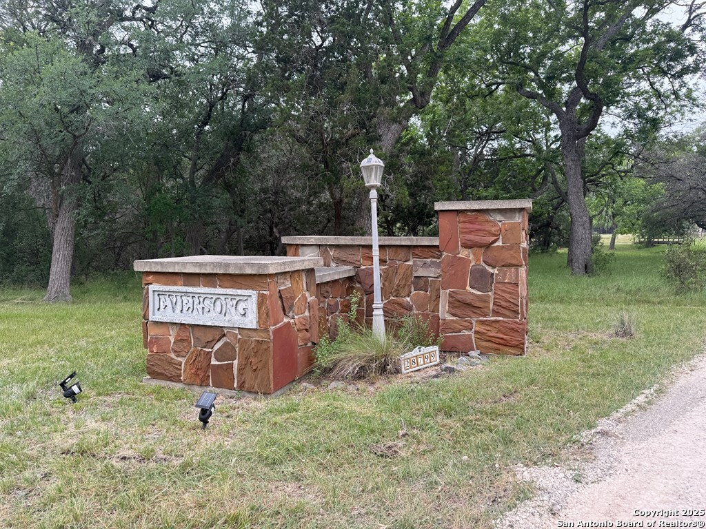 28799 N US Hwy 83
