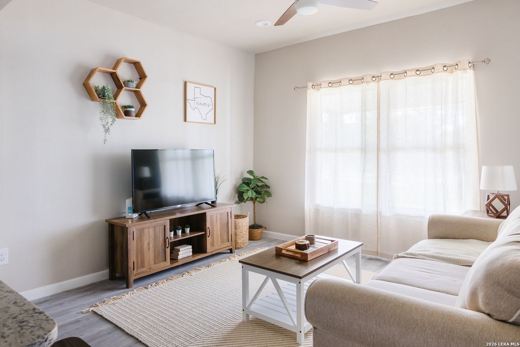 Photo of 1007 Virginia Blvd, San Antonio, TX 78203 (MLS # 1941334)