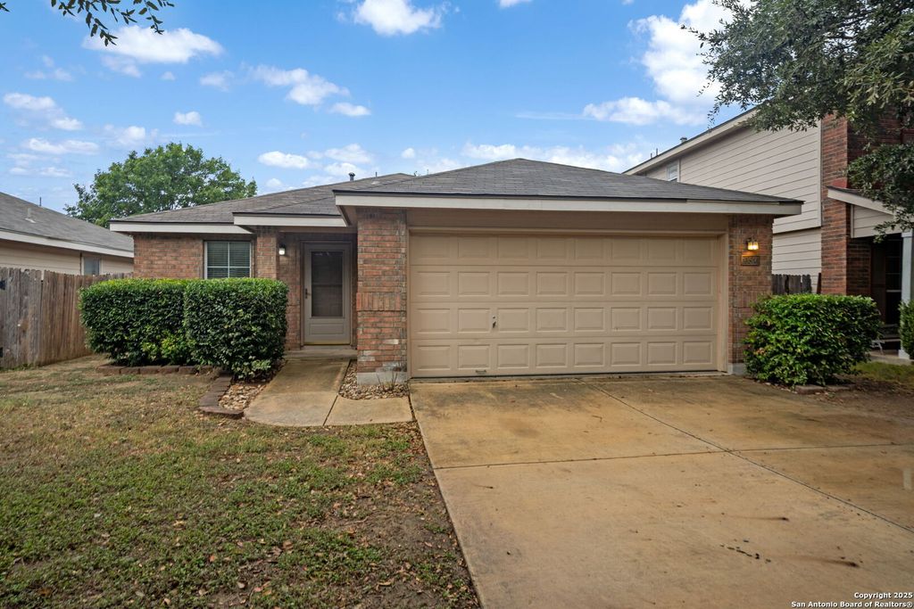 Photo of 10514 Marigold Bay, San Antonio, TX 78254 (MLS # 1899149)