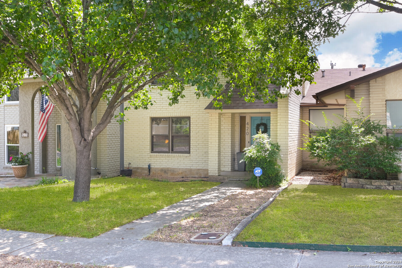 View Universal City, TX 78148 townhome