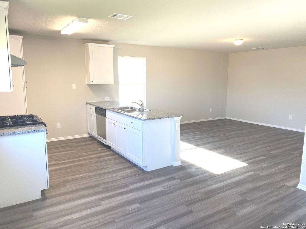 Photo of 510 Moonvine Way, New Braunfels, TX 78130 (MLS # 1938457)