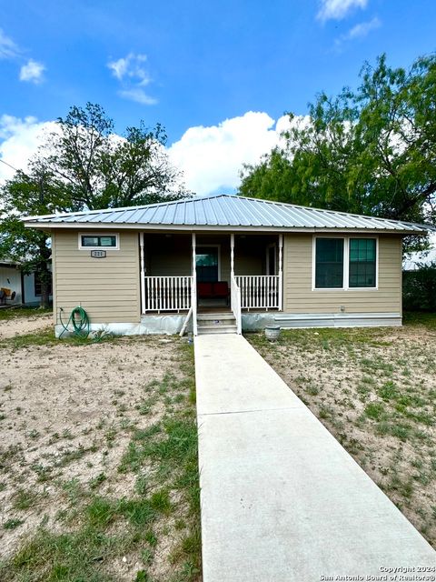 A home in Uvalde