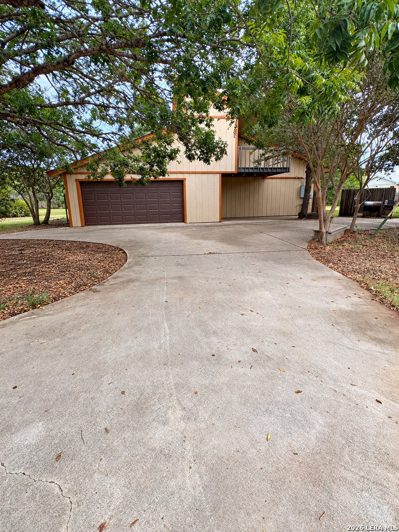 Photo of 332 MARGO DR, Pearsall, TX 78061 (MLS # 2022658)