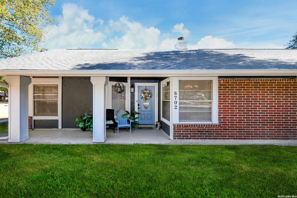 Photo of 8702 Collingwood, Universal City, TX 78148 (MLS # 2001588)