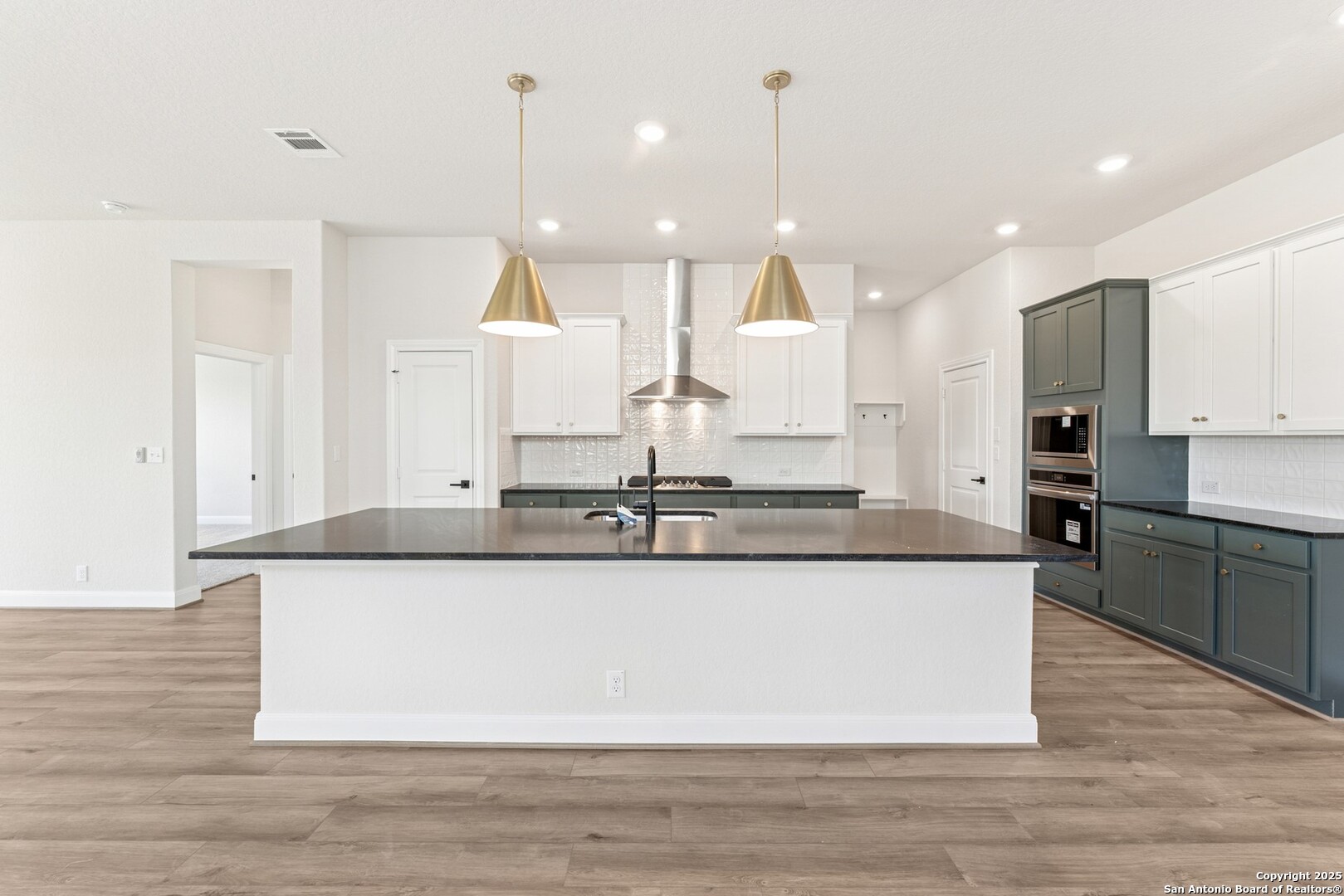 1315 Webb Creek