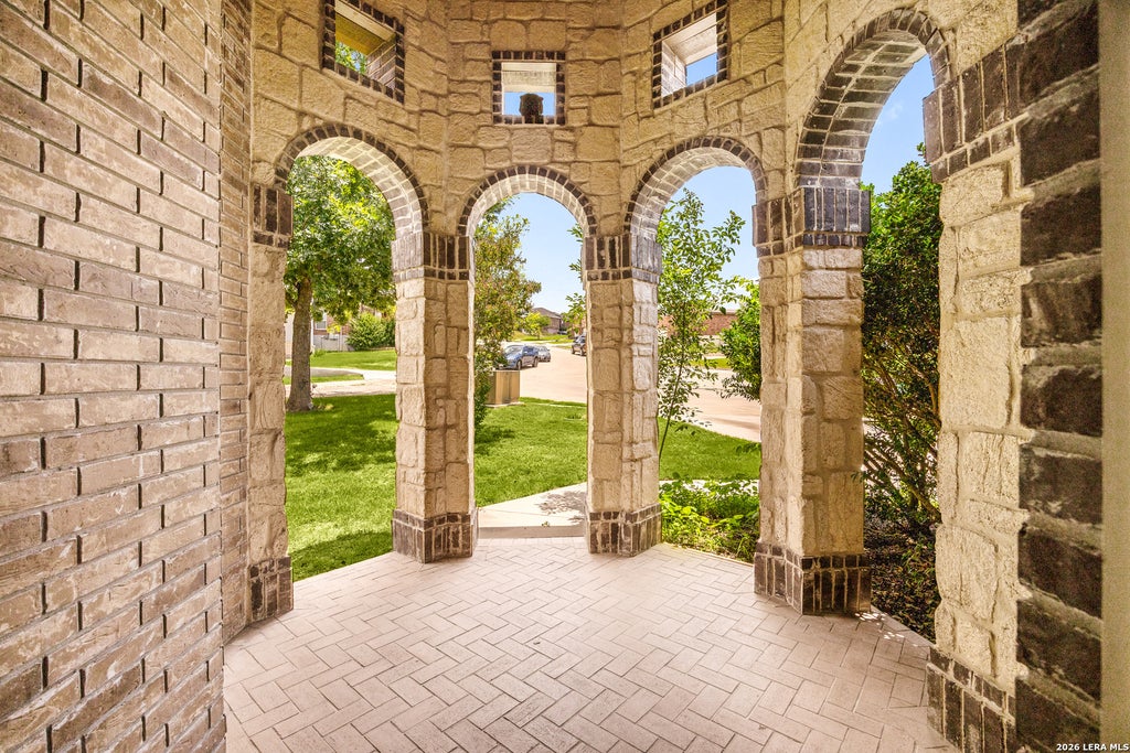 Photo of 13701 TRAILSIDE LN, Live Oak, TX 78233 (MLS # 1972381)