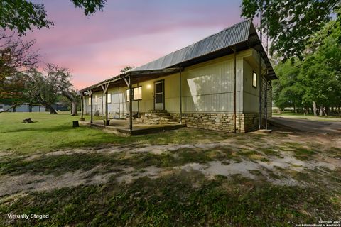 466 Chaparral Fredericksburg TX 78624