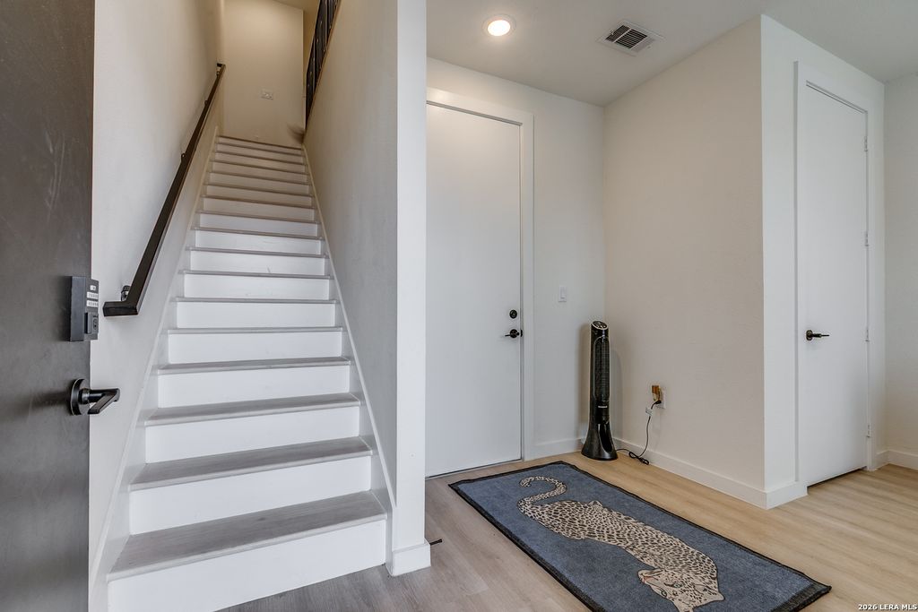 Photo of 719 E Locust 4110 #4110, San Antonio, TX 78212 (MLS # 1938191)