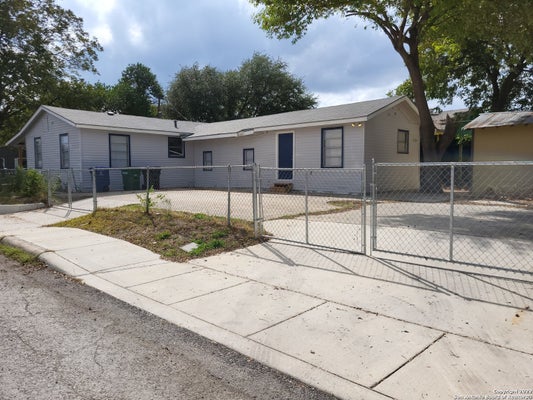 703 MILVID AVE # B, SAN ANTONIO, TX 78211 - Image b23aff6cd4d98f9bae339f1216415dff/2055428616