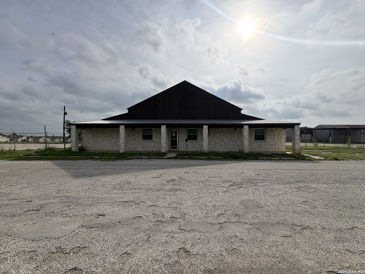 Photo 1 of 49 — 1500 Simmons Ave, Jourdanton, TX 78026