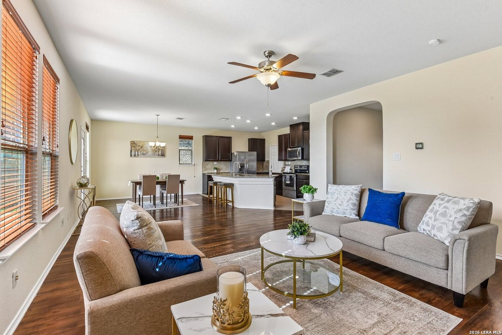 Photo of 1402 Blue Jay Ct, San Antonio, TX 78245 (MLS # 2015611)