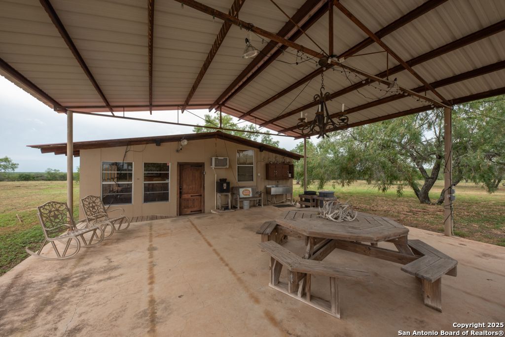 4978 county road 427