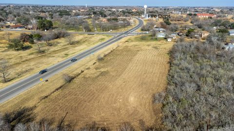 A home in Floresville